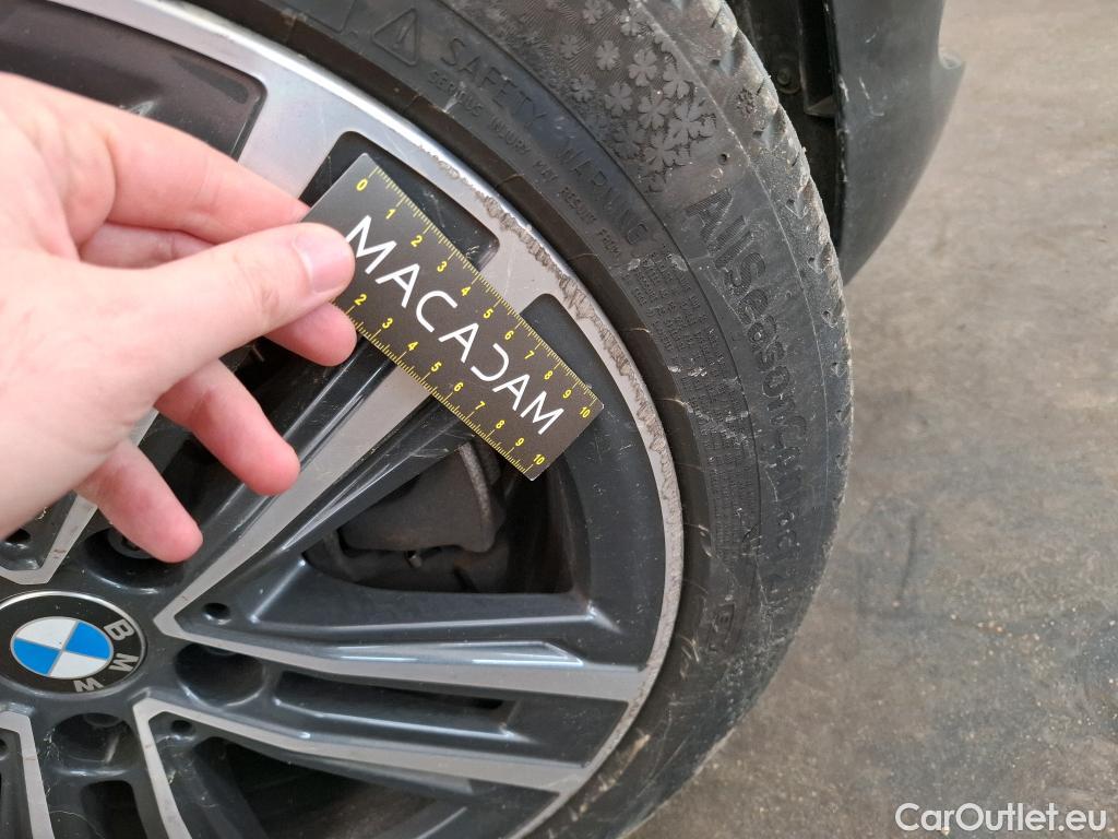  Bmw  Serie 1 BMW Série 1 / 2019 / 5P / Berline 118i DKG7 Business Design #24