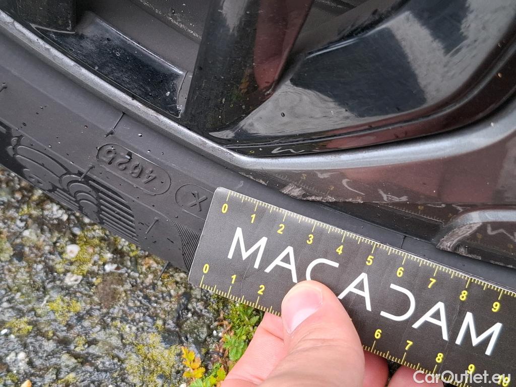  Citroen  C4  Berline Feel Pack 1.5 BlueHDI 110CV BVM6 E6d #39