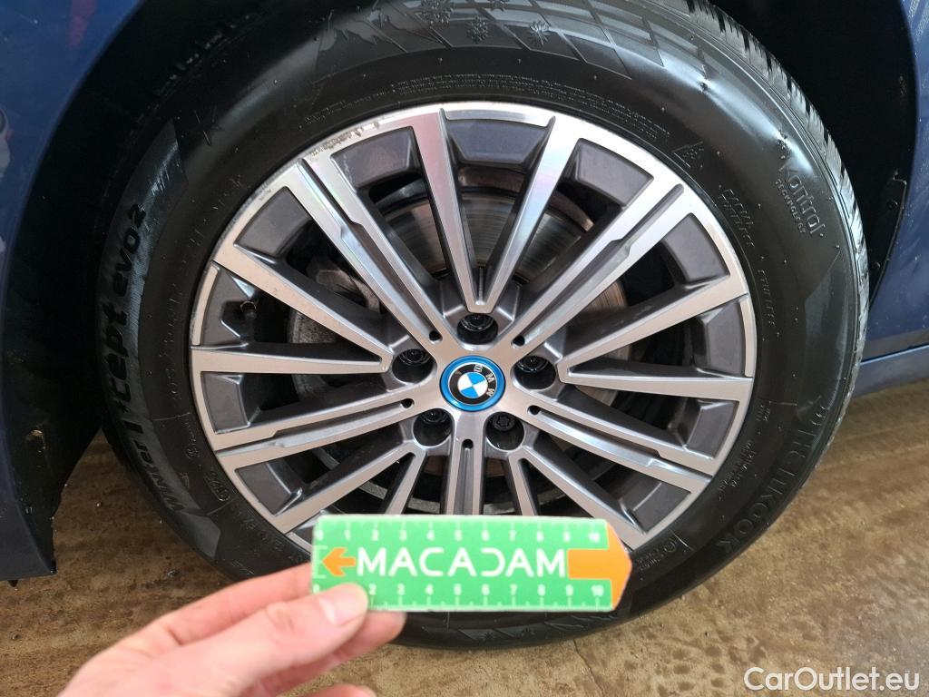  Bmw  2 Tourer BMW Série 2 Active Tourer / 2021 / 5P / monospace 225e xDrive 245ch Business Design DKG7 #19