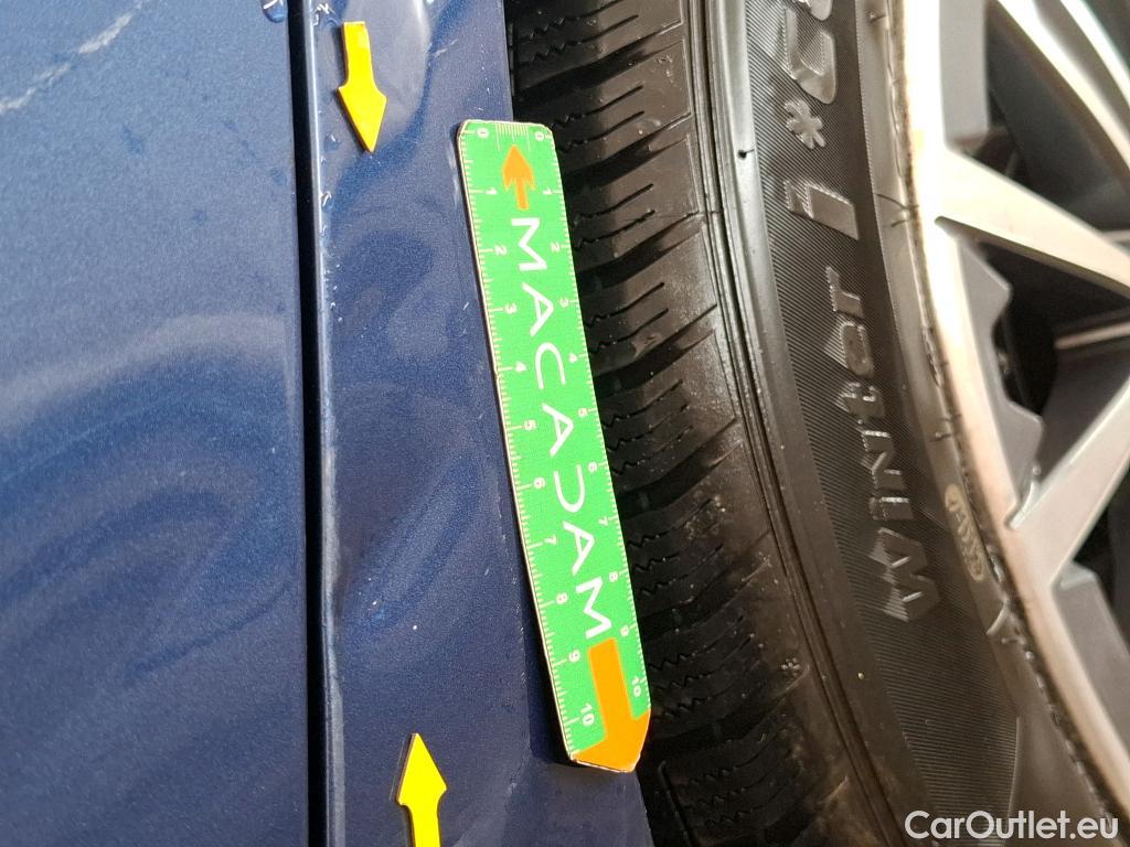  Bmw  2 Tourer BMW Série 2 Active Tourer / 2021 / 5P / monospace 225e xDrive 245ch Business Design DKG7 #3