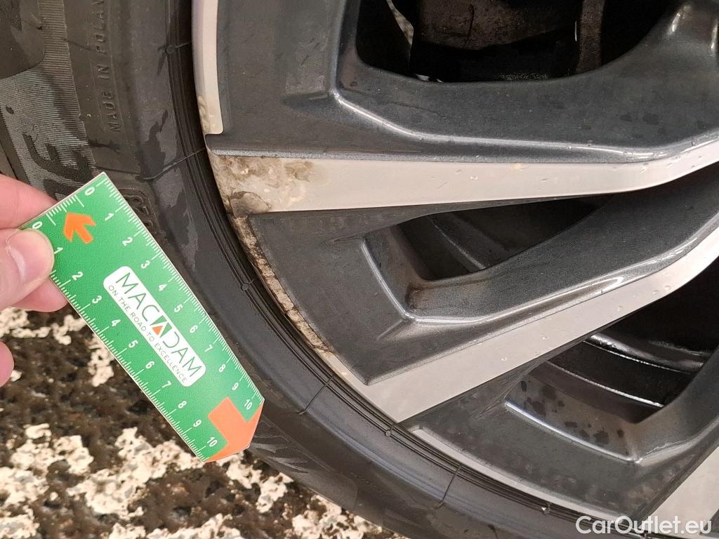  Bmw  Serie 3 Série 3 Berline 320 d Lounge 2.0 190CV BVA8 E6d #7