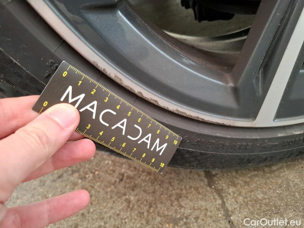  Bmw  Serie 1 BMW Série 1 / 2019 / 5P / Berline 118i DKG7 Business Design #20