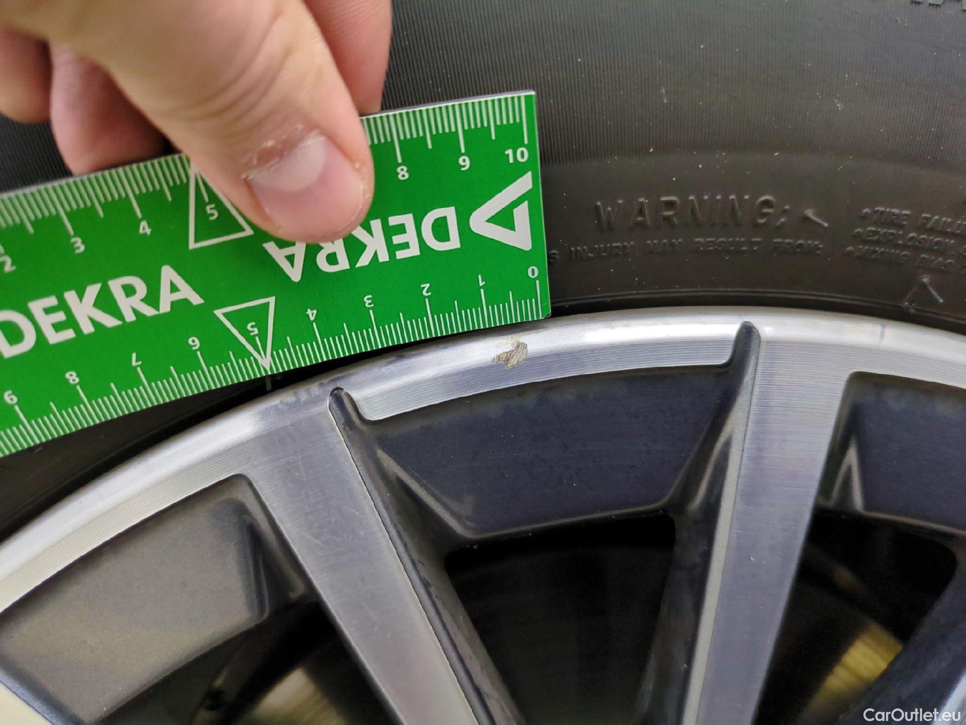  Bmw  2 Tourer BMW Série 2 Active Tourer / 2021 / 5P / monospace 225e xDrive 245ch Business Design DKG7 #4