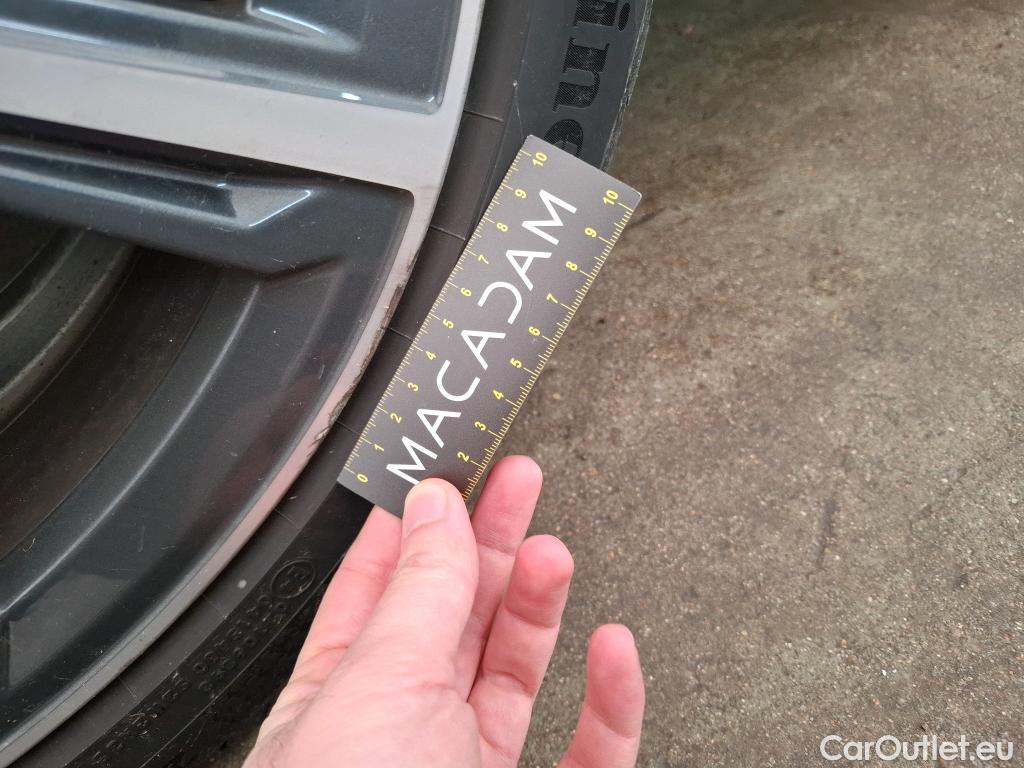  Bmw  Serie 1 BMW Série 1 / 2019 / 5P / Berline 118i DKG7 Business Design #21