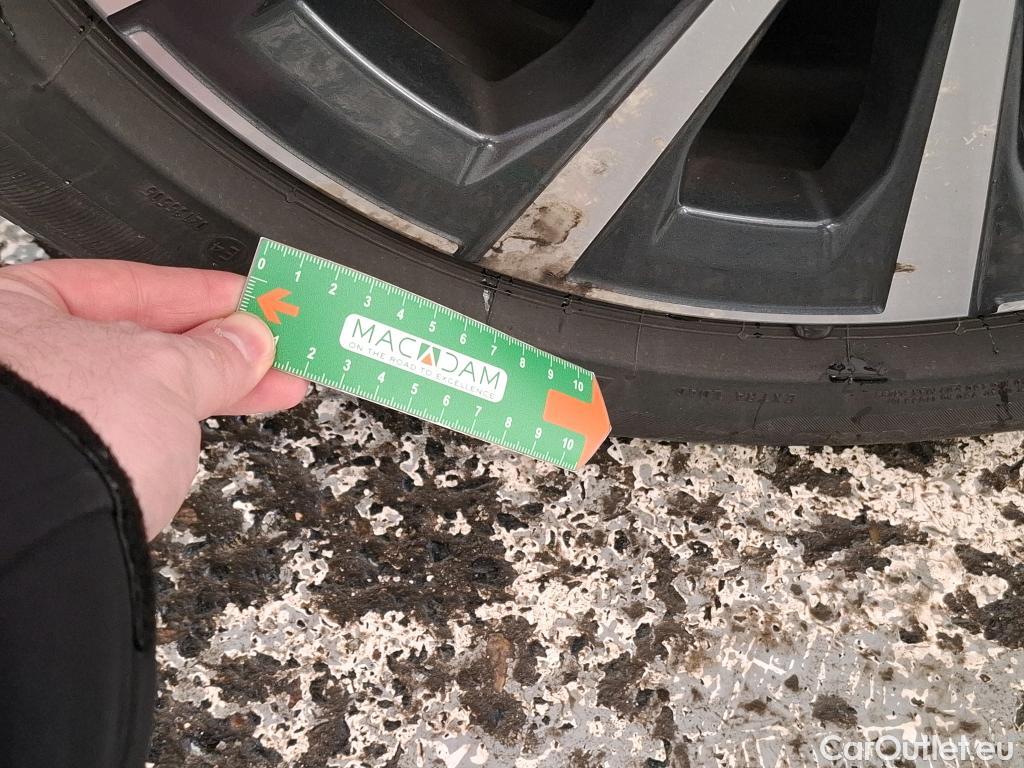  Bmw  Serie 3 Série 3 Berline 320 d Lounge 2.0 190CV BVA8 E6d #12