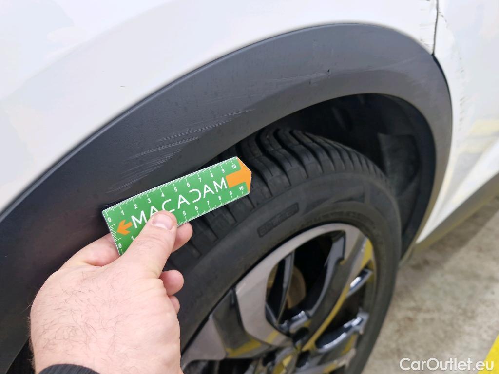  DS  DS7 DS DS 7 Crossback / 2017 / 5P / SUV BlueHDi 130 Auto PERFORMANCE Line + #70