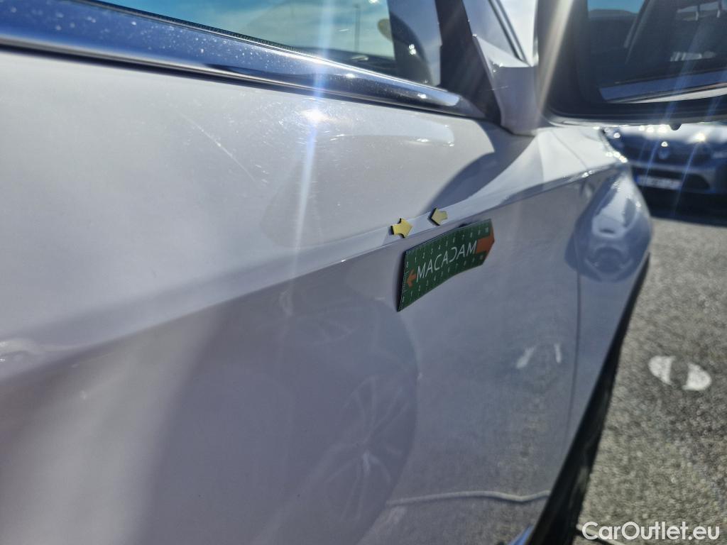  DS  DS7 DS DS 7 Crossback / 2017 / 5P / SUV BlueHDi 130 Auto PERFORMANCE Line + #13