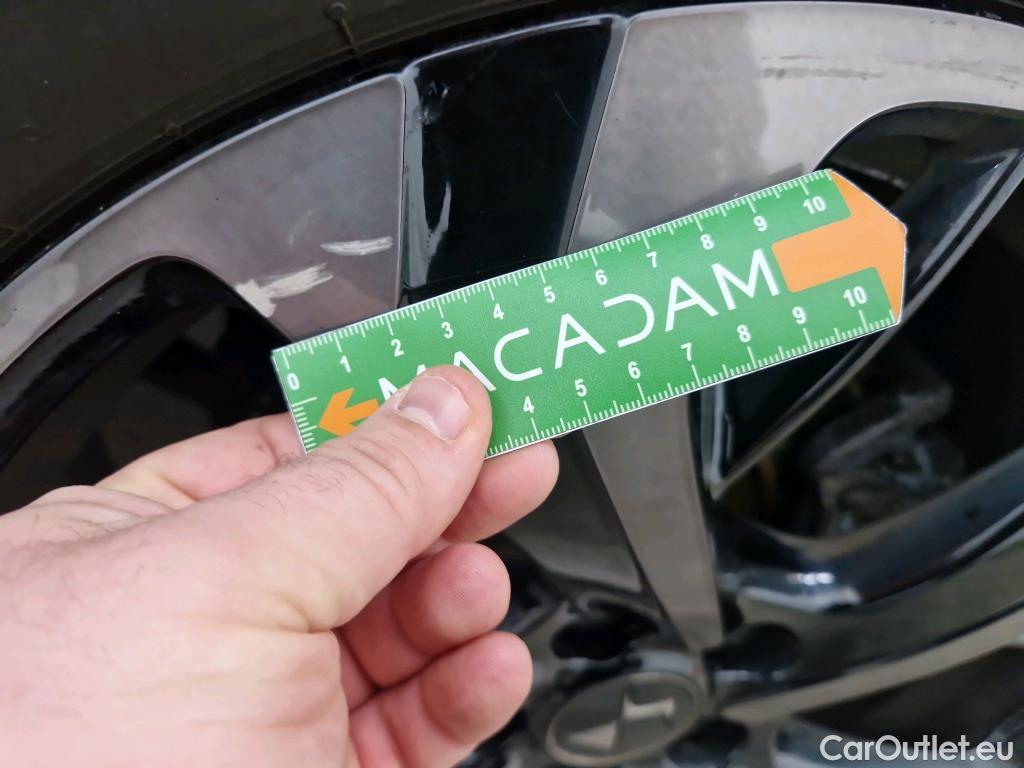  DS  DS7 DS DS 7 Crossback / 2017 / 5P / SUV BlueHDi 130 Auto PERFORMANCE Line + #36