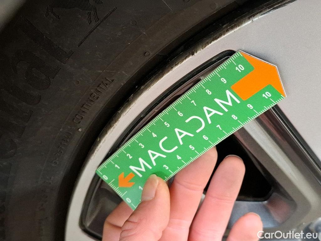  KIA  Niro KIA  5p Berline 1.6 GDI Plug-In Hybrid PREMIUM DCT6 #68