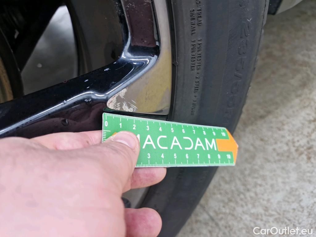  DS  DS7 DS DS 7 Crossback / 2017 / 5P / SUV BlueHDi 130 Auto PERFORMANCE Line + #45