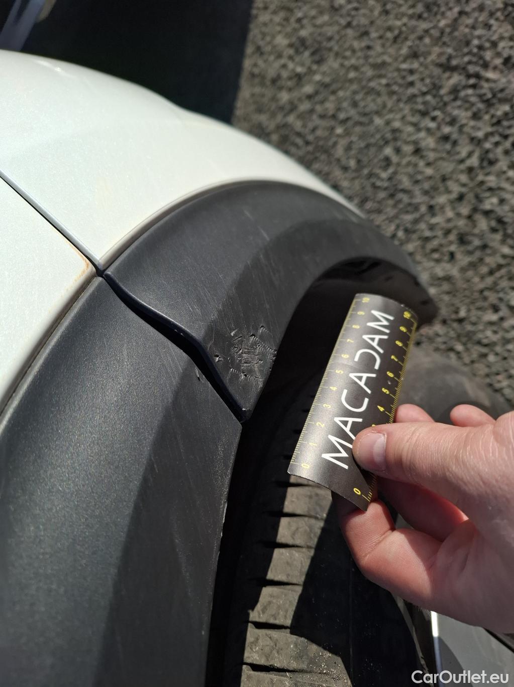  KIA  Niro KIA  5p Berline 1.6 GDI Plug-In Hybrid PREMIUM DCT6 #100