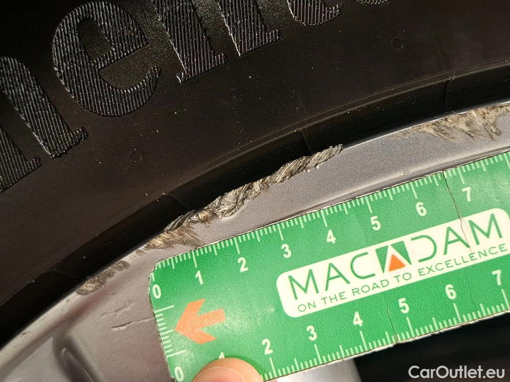  Mazda  CX-30 MAZDA  / 2019 / 5P / Crossover 2.0L e-Skyactiv X M Hybrd Sportline BVA6 #7