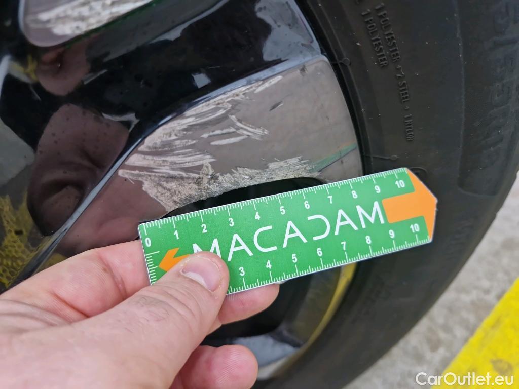  DS  DS7 DS DS 7 Crossback / 2017 / 5P / SUV BlueHDi 130 Auto PERFORMANCE Line + #48