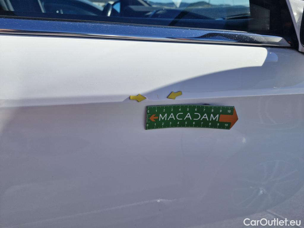  DS  DS7 DS DS 7 Crossback / 2017 / 5P / SUV BlueHDi 130 Auto PERFORMANCE Line + #11