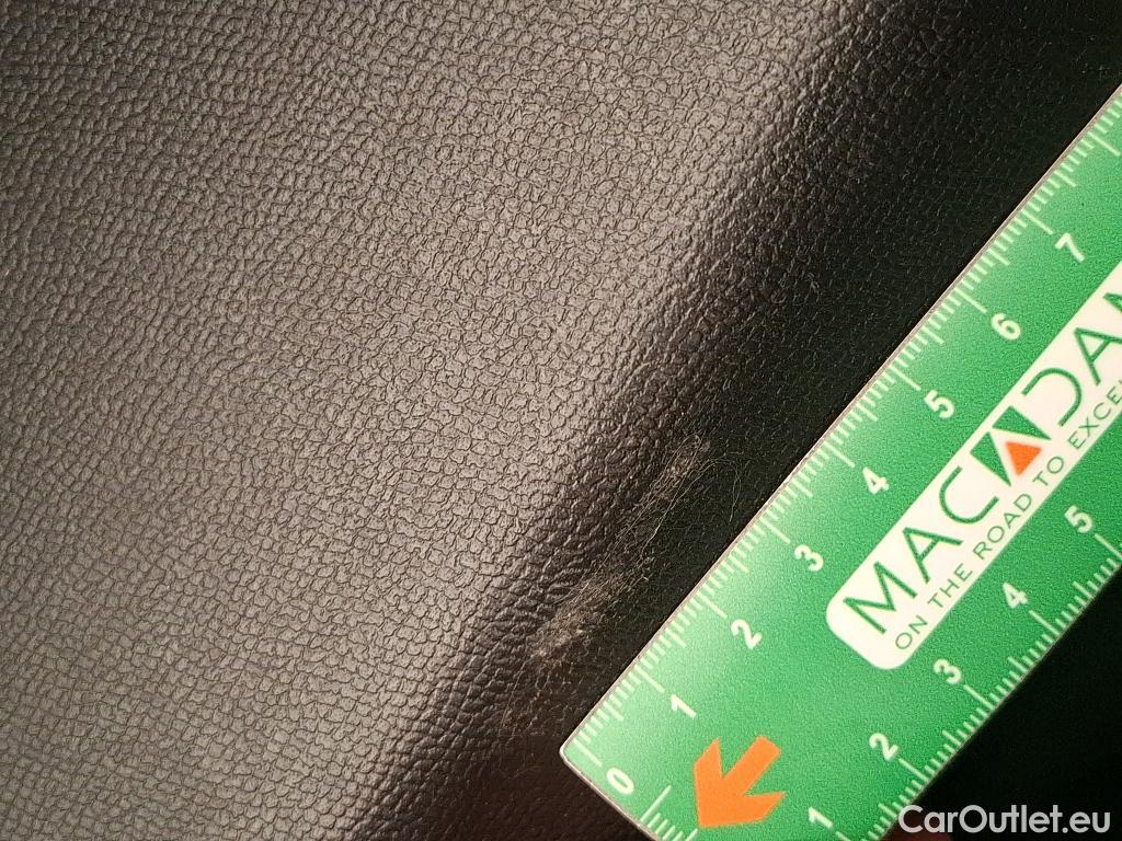  Peugeot  2008  Allure Business 1.5 HDi 130CV BVA8 E6d #28