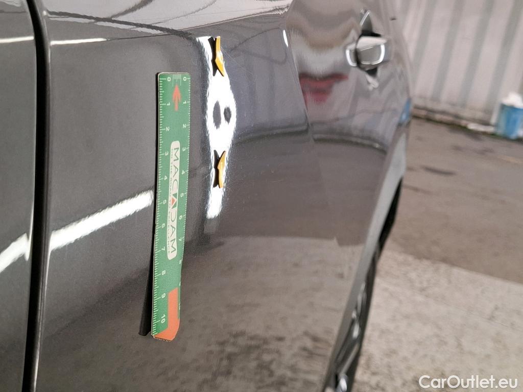  Peugeot  2008  Allure Business 1.2 PureTech 130CV BVA8 E6d #15