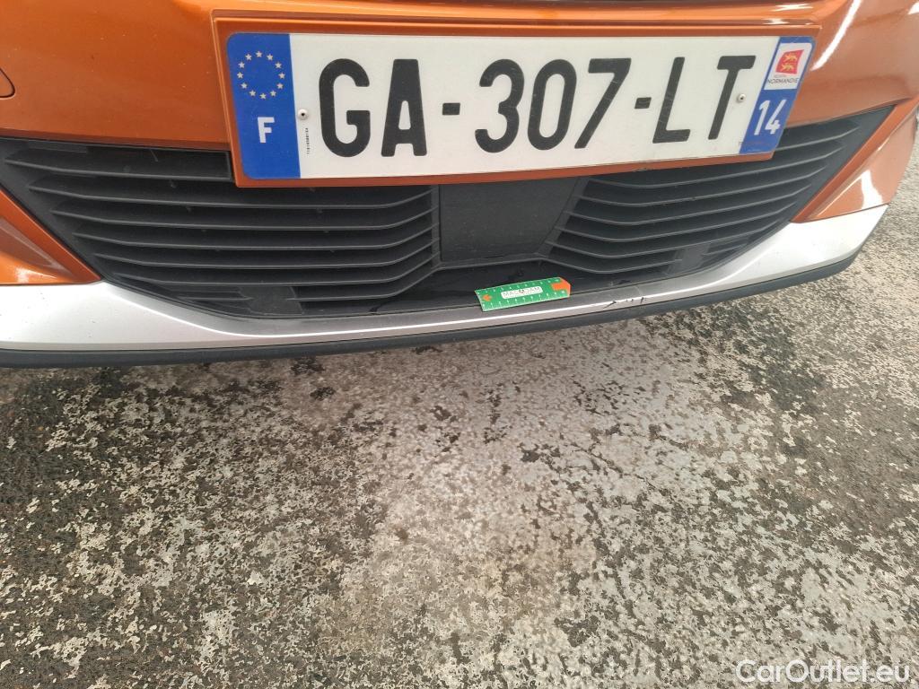  Peugeot  2008  Allure Business 1.5 HDi 130CV BVA8 E6d #3