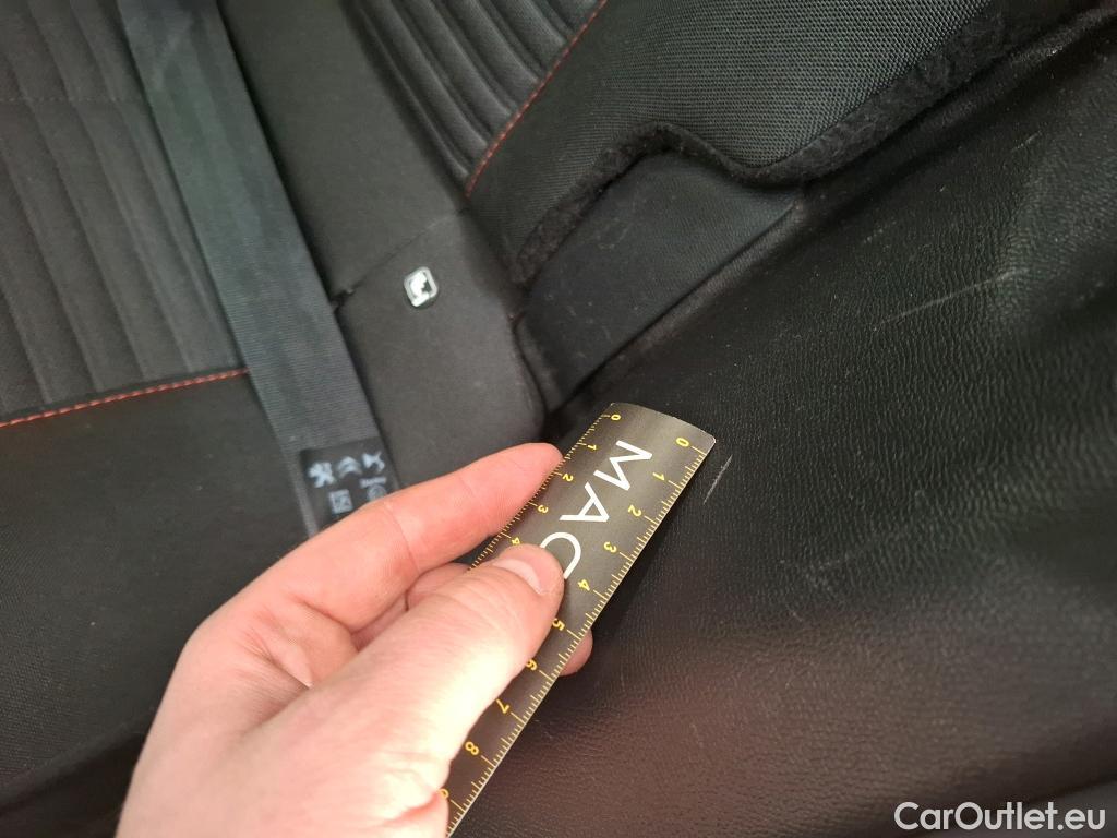  Peugeot  2008  Active Business 1.5 HDi 110CV BVM6 E6d #24