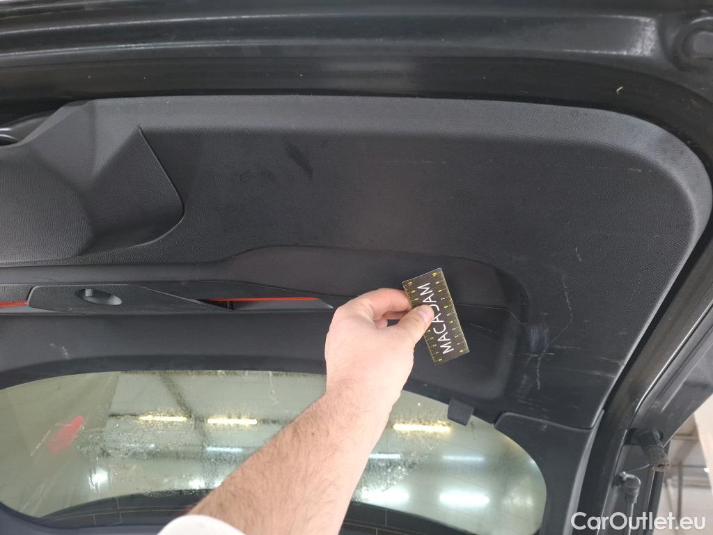  Peugeot  2008 PEUGEOT  / 2019 / 5P / Crossover 1.2 PT 130 S&S EAT8 ALLURE BUSINESS #8