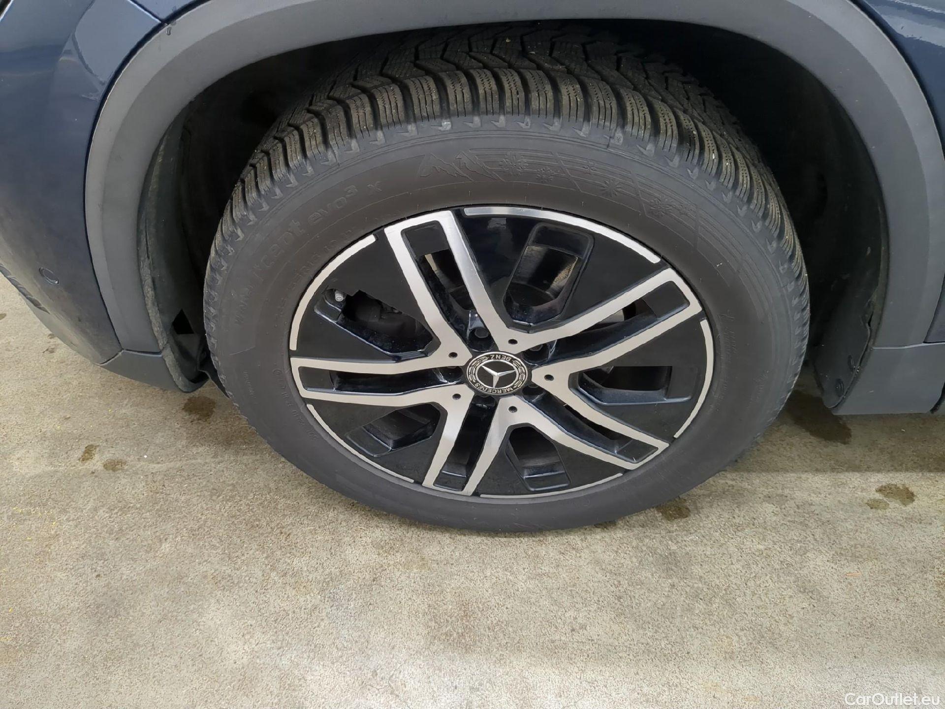  Mercedes  GLA MERCEDES-BENZ  / 2020 / 5P / SUV 2.0  200 D BUSINESS LINE DCT #3