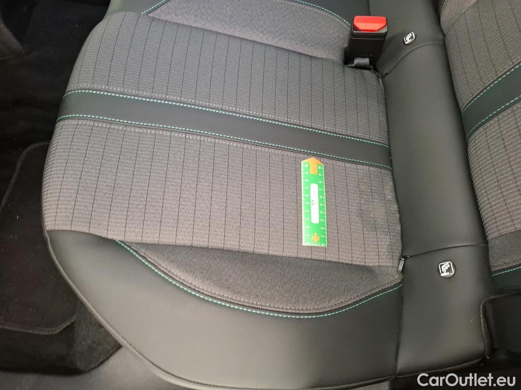  Peugeot  2008  Allure Business 1.5 HDi 130CV BVA8 E6d #34