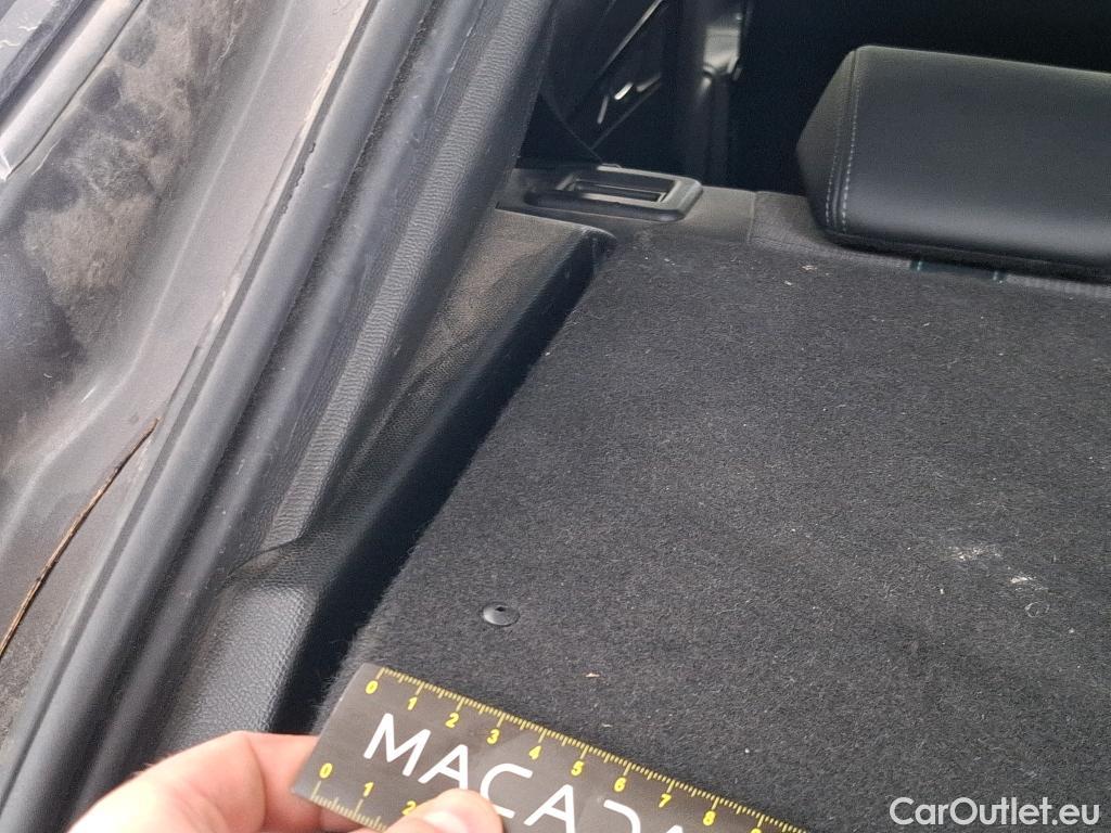  Peugeot  2008  Allure Business 1.5 HDi 110CV BVM6 E6d #63