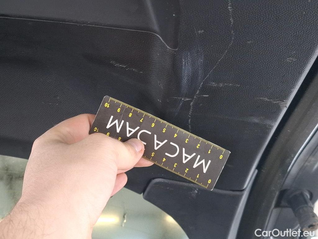  Peugeot  2008 PEUGEOT  / 2019 / 5P / Crossover 1.2 PT 130 S&S EAT8 ALLURE BUSINESS #11