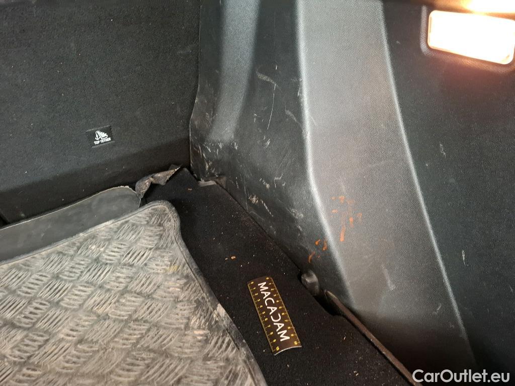  Peugeot  2008  Allure Business 1.5 HDi 110CV BVM6 E6d #16