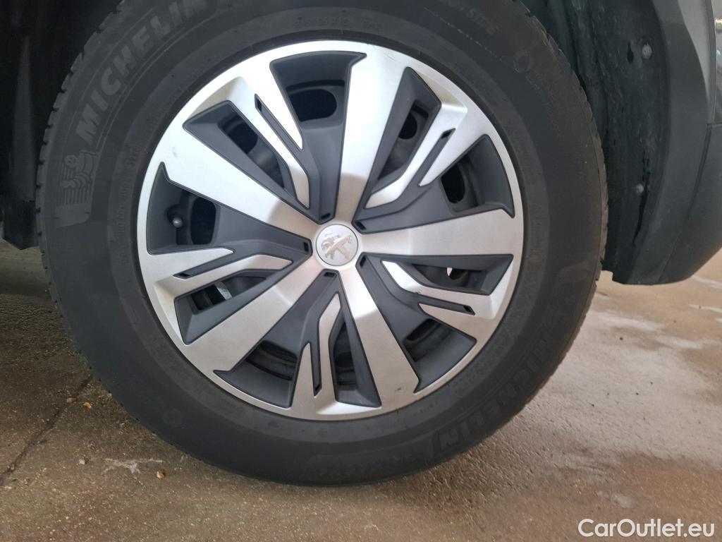  Peugeot  2008  Active Business 1.5 HDi 110CV BVM6 E6d #52