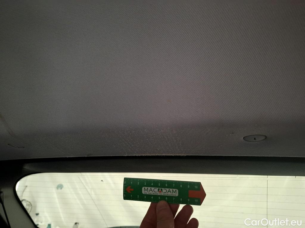  Peugeot  2008  Allure Business 1.5 HDi 130CV BVA8 E6d #16