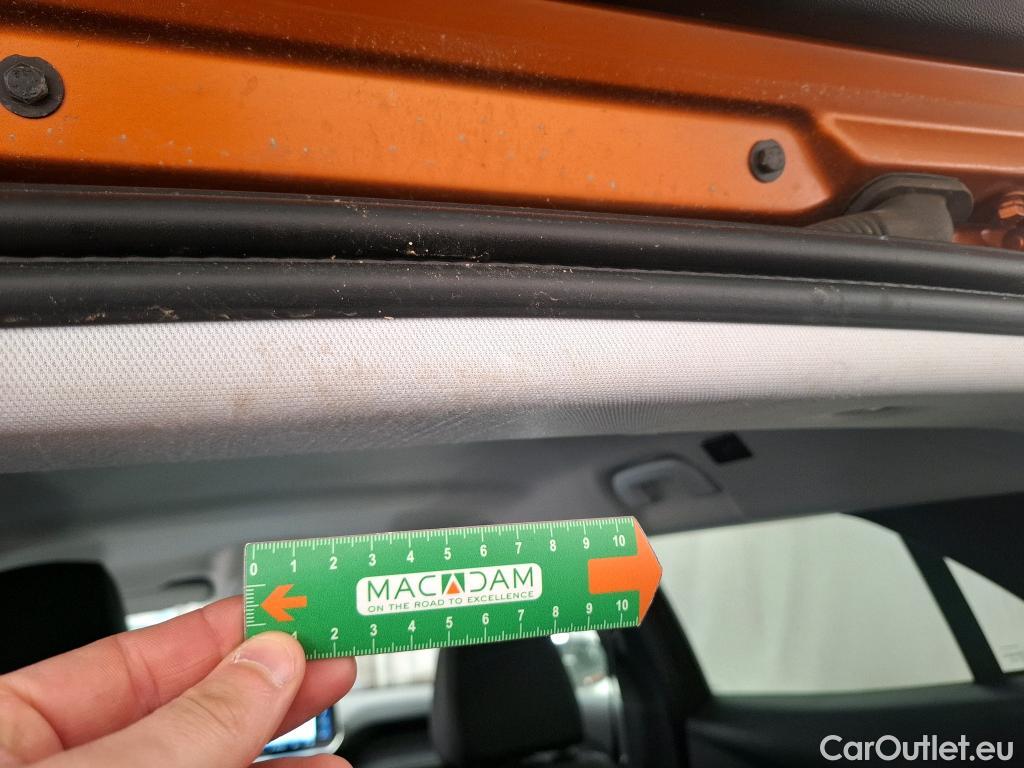  Peugeot  2008  Allure Business 1.5 HDi 130CV BVA8 E6d #36