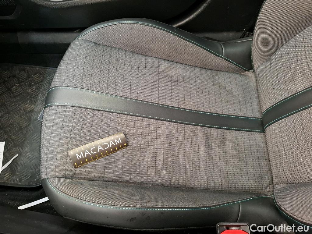  Peugeot  2008  Allure Business 1.5 HDi 110CV BVM6 E6d #67