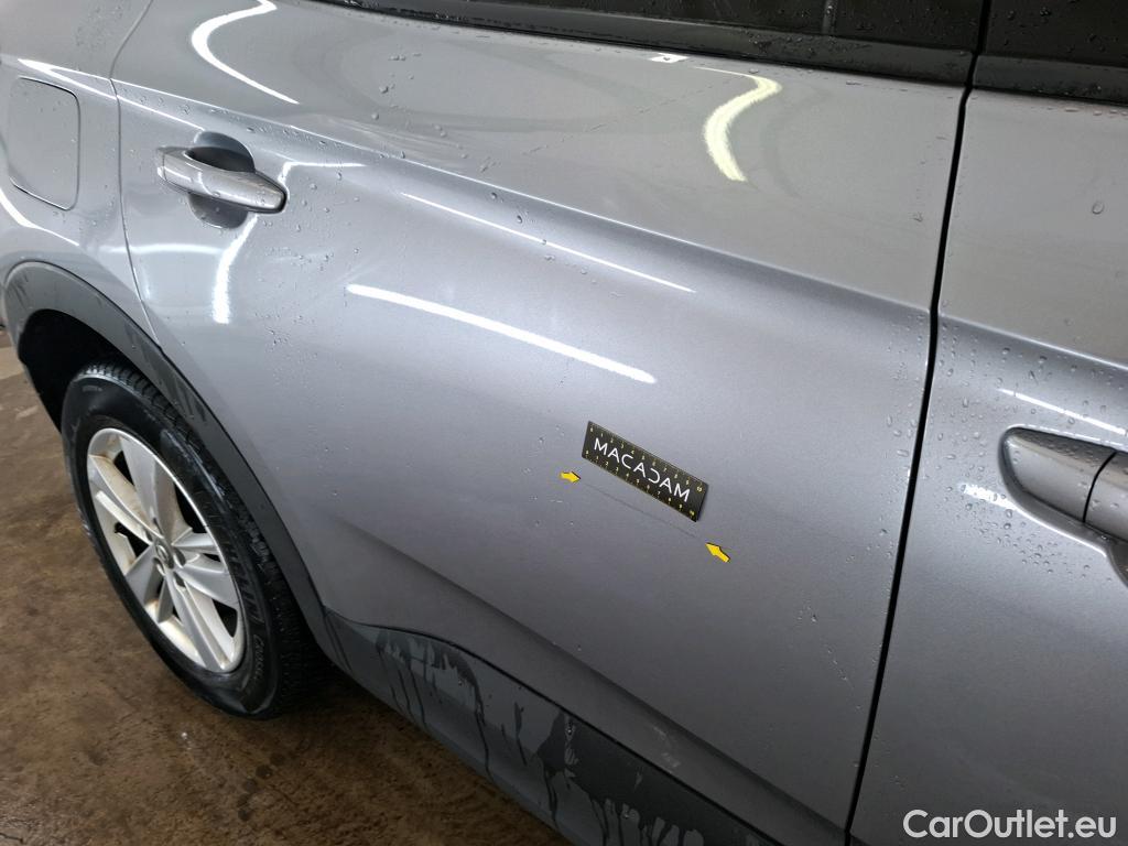  Opel   Grandland X OPEL / 2017 / 5P / SUV 1.2 TURBO 130 EDITION BUSINESS AUTO #40