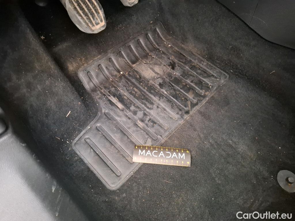  Peugeot  2008  Active Business 1.5 HDi 110CV BVM6 E6d #1