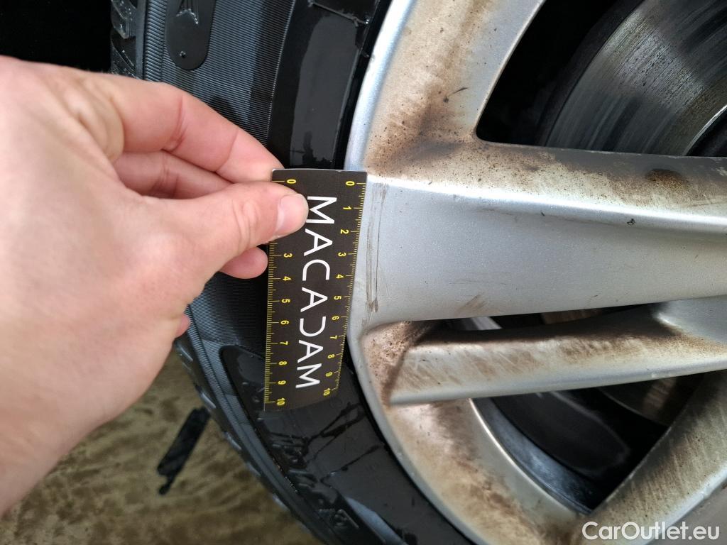  Opel   Grandland X OPEL / 2017 / 5P / SUV 1.2 TURBO 130 EDITION BUSINESS AUTO #5