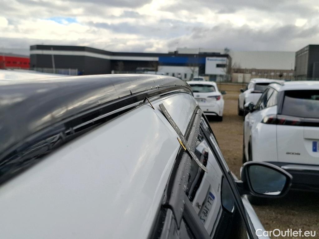  Peugeot  2008  Allure Pack 1.5 HDi 130CV BVA8 E6d #10