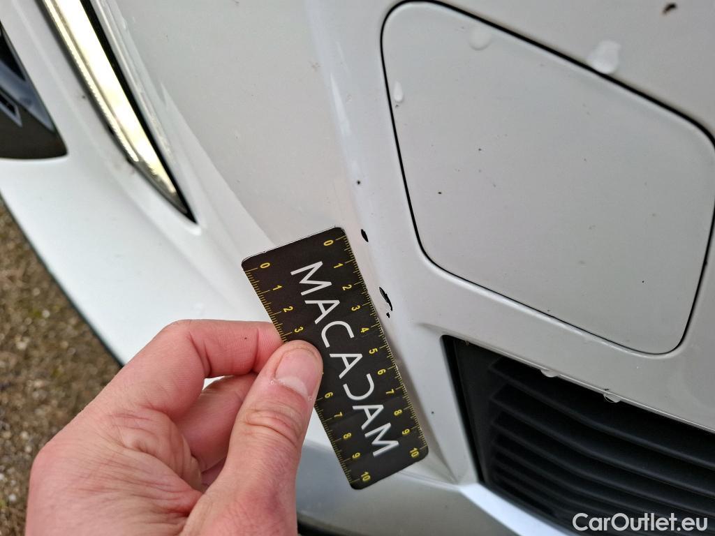  Peugeot  2008  Allure Pack 1.5 HDi 130CV BVA8 E6d #28