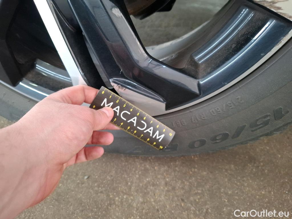  Peugeot  2008  Allure Business 1.5 HDi 110CV BVM6 E6d #30