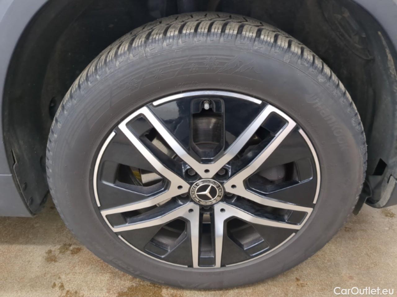  Mercedes  GLA MERCEDES-BENZ  / 2020 / 5P / SUV 2.0  200 D BUSINESS LINE DCT #2