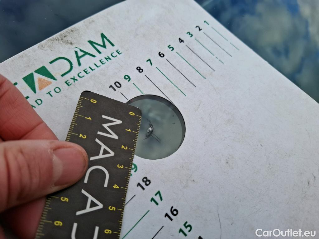  Peugeot  2008  Allure Pack 1.5 HDi 130CV BVA8 E6d #26