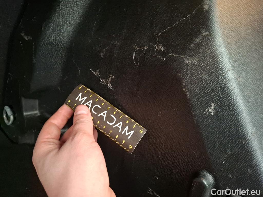  Peugeot  2008  Active Business 1.5 HDi 110CV BVM6 E6d #44