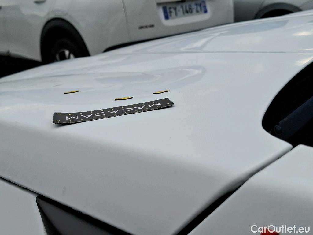  Peugeot  2008  Allure Pack 1.5 HDi 130CV BVA8 E6d #32