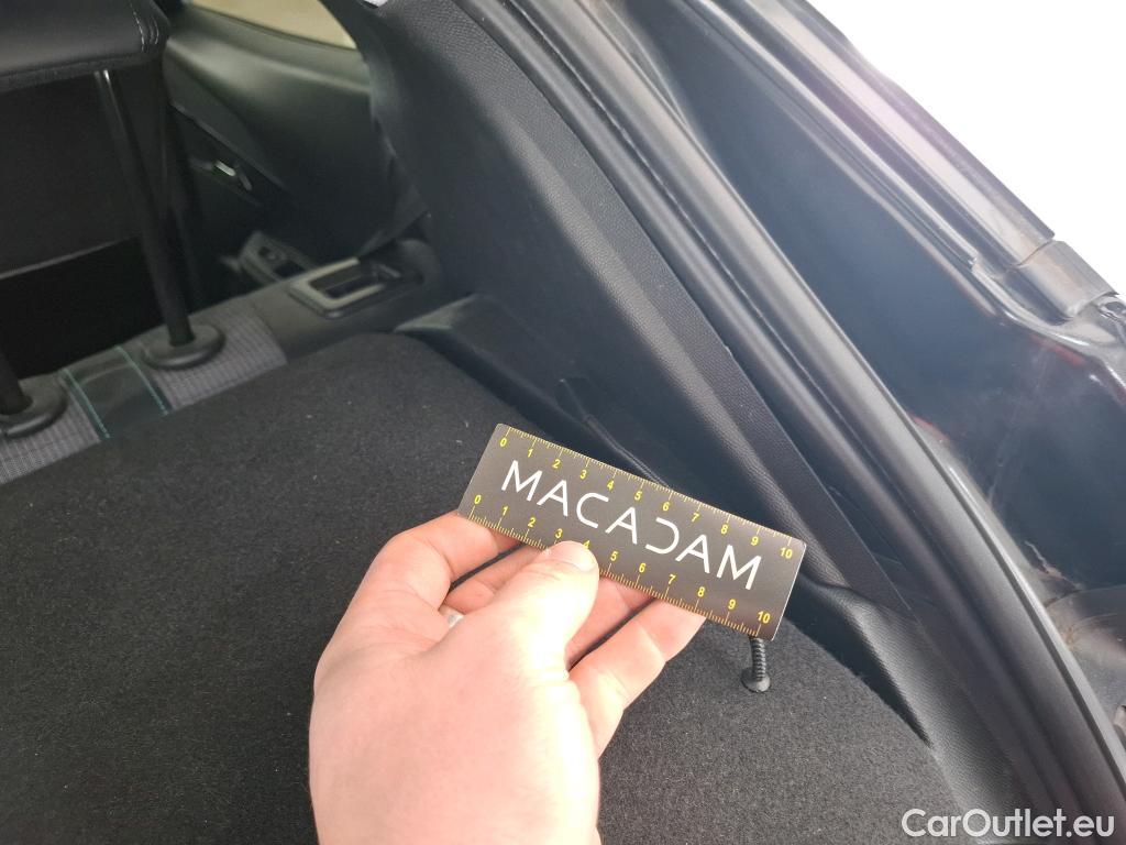  Peugeot  2008  Allure Business 1.5 HDi 110CV BVM6 E6d #9