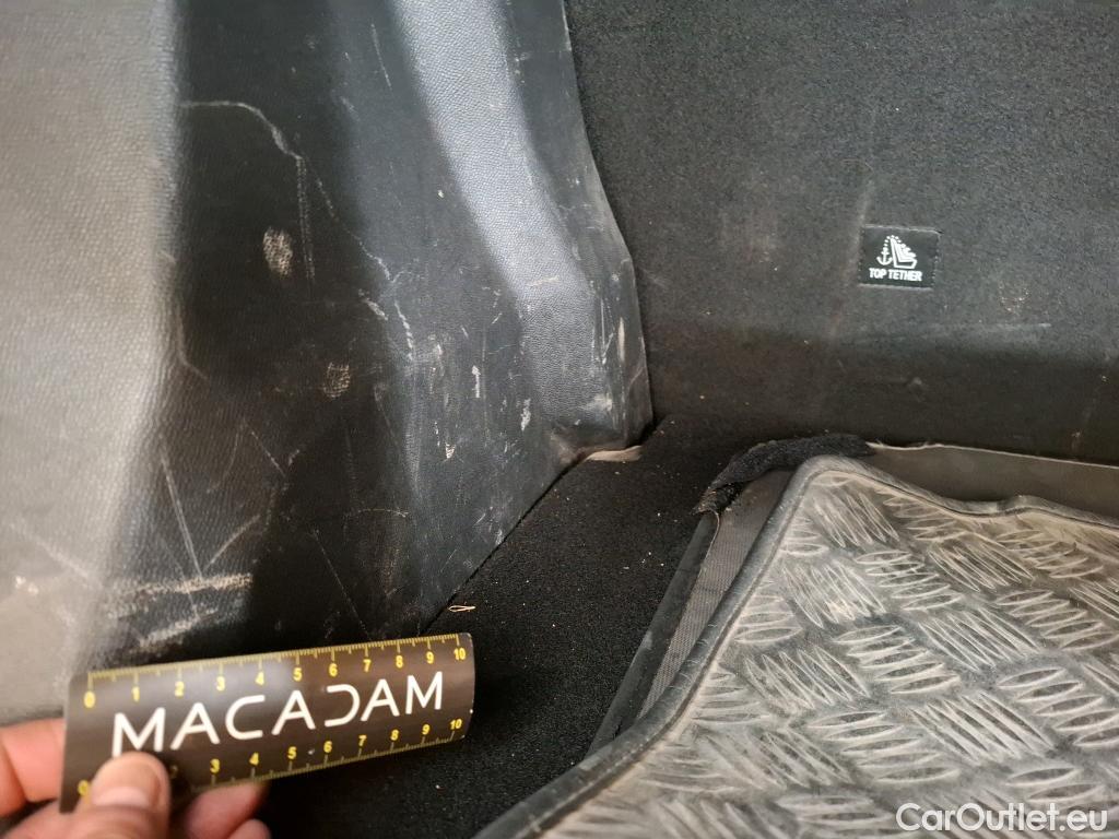  Peugeot  2008  Allure Business 1.5 HDi 110CV BVM6 E6d #46