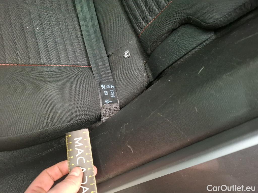  Peugeot  2008  Active Business 1.5 HDi 110CV BVM6 E6d #26