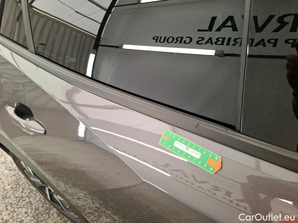  Peugeot  2008  Allure Business 1.2 PureTech 130CV BVA8 E6d #21