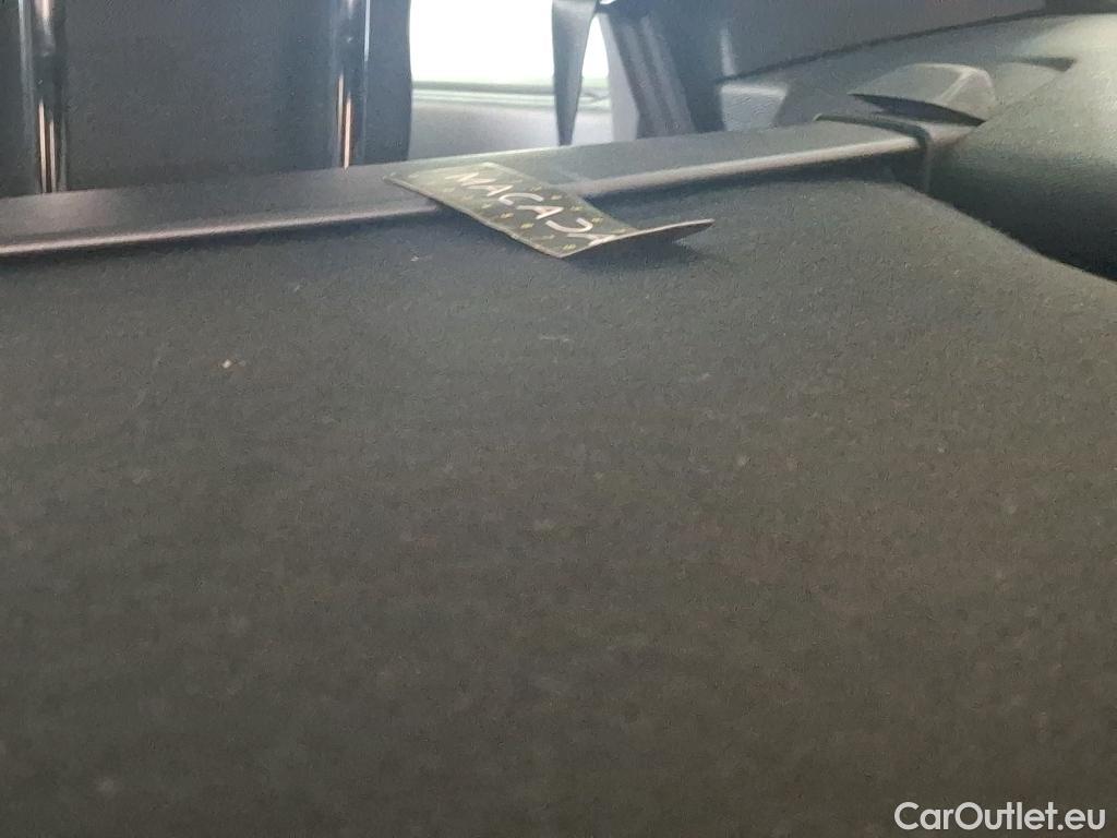  Peugeot  5008  Allure Pack 1.2 PureTech 130CV BVA8 7 Sieges E6d #55