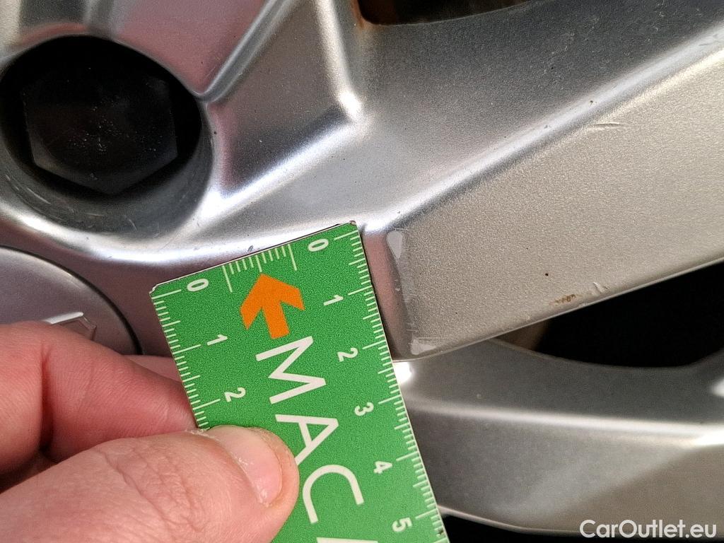  Peugeot  5008  Active Pack 1.5 HDi 130CV BVA8 7 Sieges E6d #28