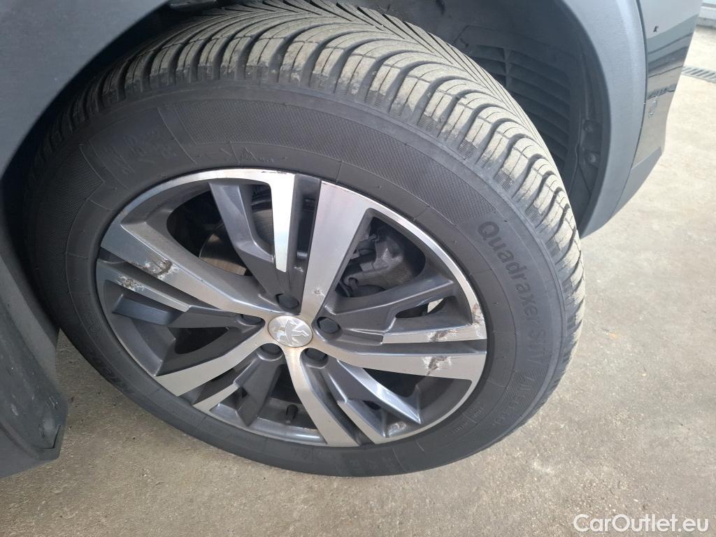  Peugeot  5008  Allure Pack 1.2 PureTech 130CV BVA8 7 Sieges E6d #44