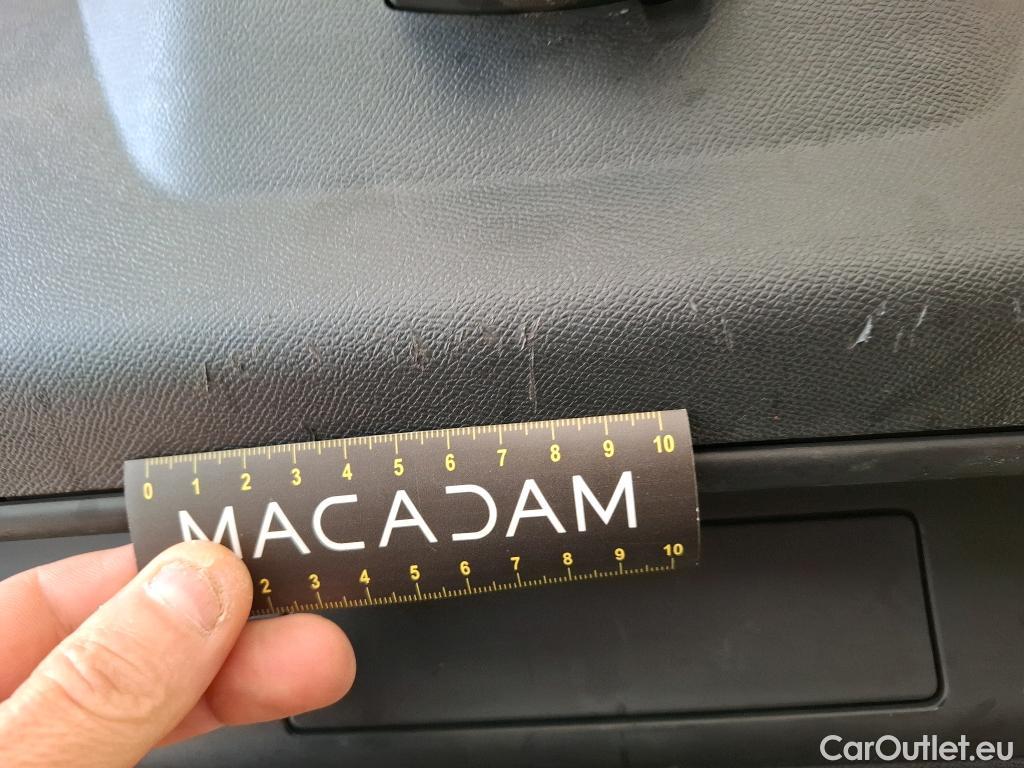  Peugeot  508 PEUGEOT  SW / 2018 / 5P / Break BlueHDi 130 S&S EAT8 Allure Pack #27